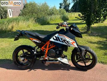 KTM 690 DUKE R (bj 2010) beschikbaar voor biedingen