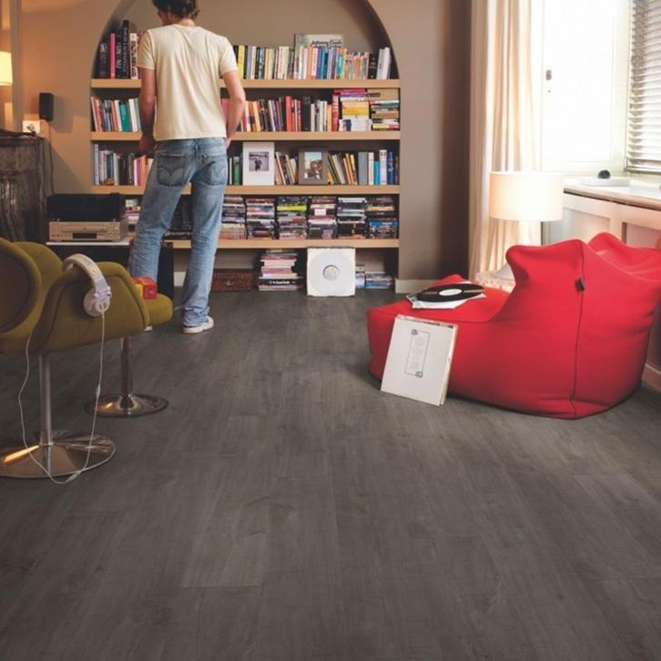 Magazijn opruiming | Quick-Step laminaat CLM1657 waterproof, Doe-het-zelf en Verbouw, Vloerdelen en Plavuizen, Nieuw, Laminaat