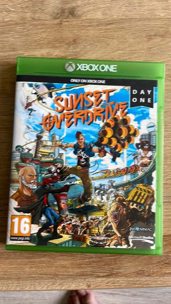 Sunset Overdrive Day One, Xbox One, Spelcomputers en Games, Games | Xbox 360, Zo goed als nieuw, Avontuur en Actie, 1 speler, Vanaf 18 jaar