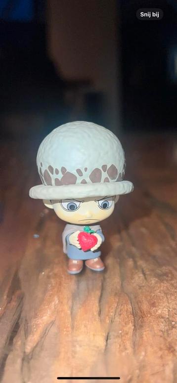 TRAFALGAR LAW FUNKO MINI (super rare!)