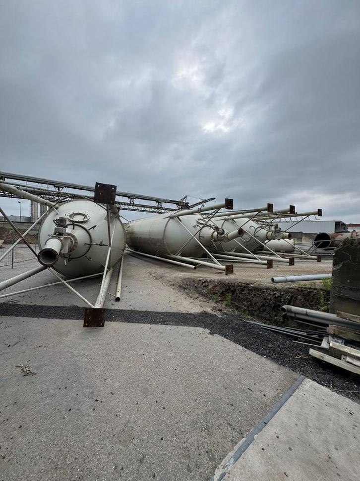 div cementsilo's, Zakelijke goederen, Machines en Bouw | Keten en Containers, Ophalen