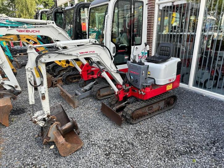 Takeuchi TB108 (bj 2008), Zakelijke goederen, Machines en Bouw | Kranen en Graafmachines, Graafmachine
