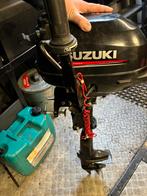 Buitenboordmotor suzuki 2.5 pk bijna geen draaiuren, Watersport en Boten, Ophalen, Zo goed als nieuw