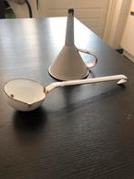 Trechter en jus lepel emaille, Antiek en Kunst, Antiek | Emaille, Ophalen
