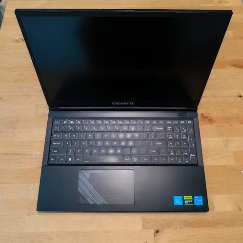 Nvidia/gigabyte RTX 4060 gaming laptop, Computers en Software, Laptop-opladers, Zo goed als nieuw, Ophalen