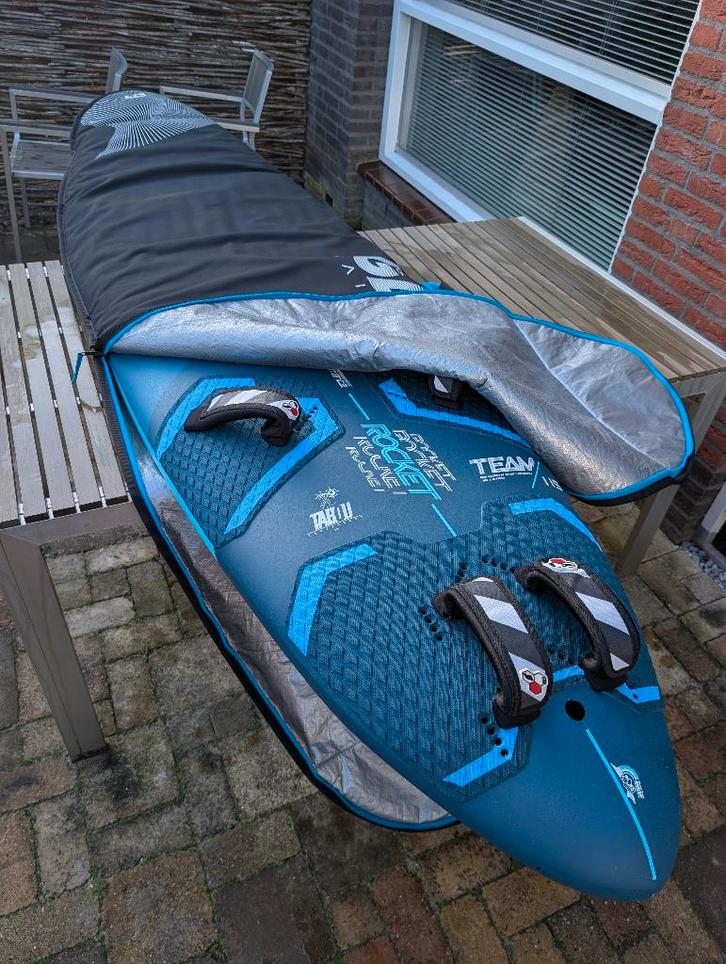 Tabou Rocket Plus Team 133 (21) en Rocket Team 115 (23), Watersport en Boten, Windsurfen, Gebruikt, Plank, Minder dan 250 cm, 7 m² of meer