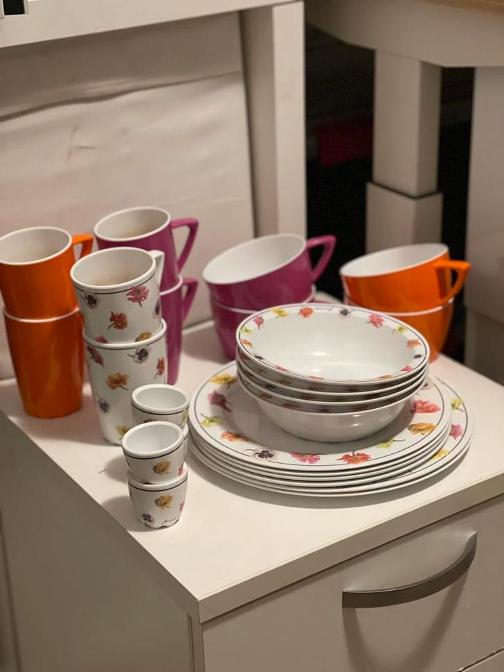 Camping servies van oa Janneke Brinkman, Caravans en Kamperen, Kampeeraccessoires, Gebruikt, Ophalen of Verzenden