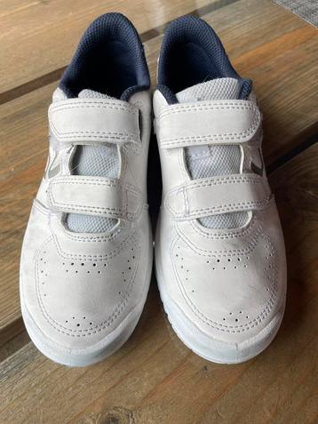 Decatlon gymschoenen maat 34 beschikbaar voor biedingen