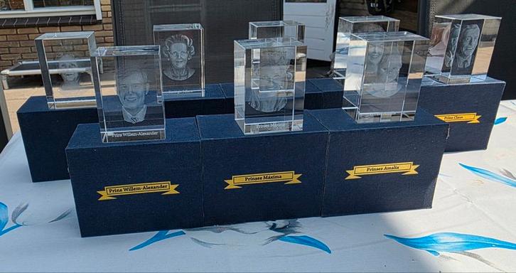 Hologrammen van ons Koningshuis 2005, Verzamelen, Koninklijk Huis en Royalty, Zo goed als nieuw, Ophalen of Verzenden