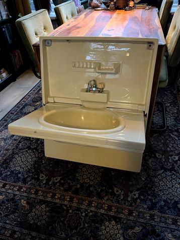 Vintage opklapbare wasbak camper / caravan  beschikbaar voor biedingen