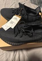 Adidas Yeezy Boost 350 V2 onyx maat 42,5, Ophalen, Zwart, Nieuw, Sneakers of Gympen