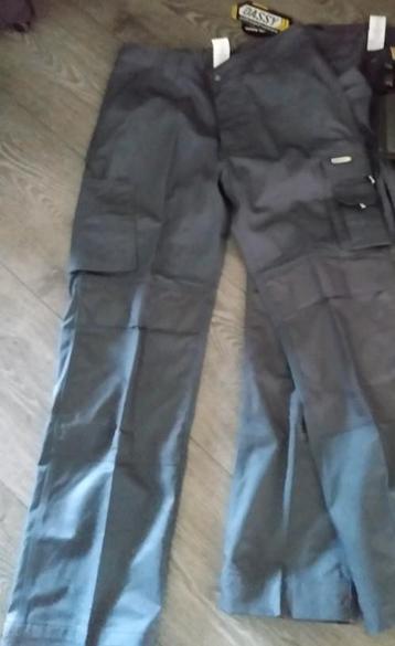 Dassy Miami werkbroek mt 50 met kniestukken (NIEUW!!!!!). beschikbaar voor biedingen