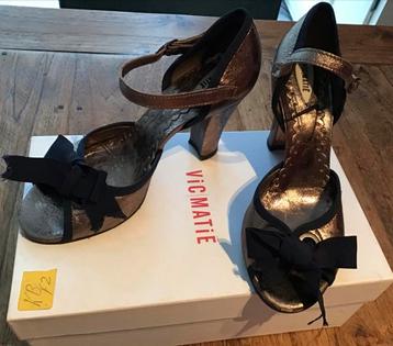 Vicmatie echt leren hakken, maat 36, in originele doos beschikbaar voor biedingen