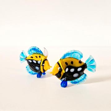 2 vintage mondgeblazen visjes vissen beeldjes  beschikbaar voor biedingen