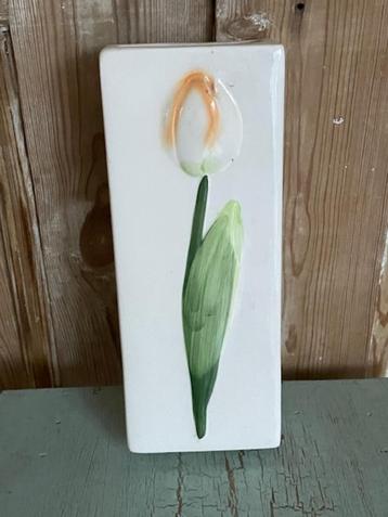 2 x vintage radiator bakje porselein / muurvaasje tulp bloem beschikbaar voor biedingen