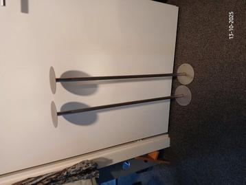 metalen speaker paaltjes  beschikbaar voor biedingen