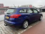 Ford FOCUS Wagon 1.0 Lease Edition Navi Airco Trekhaak, Blauw, Origineel Nederlands, Handgeschakeld, 999 cc