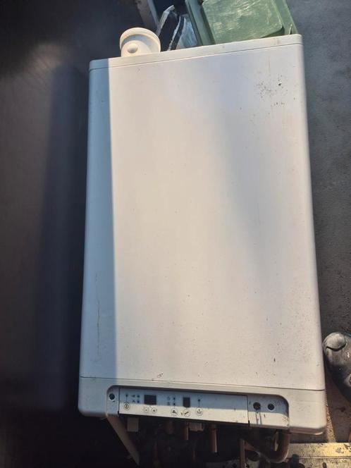 Intergas/Daikin Hybride Warmtepomp/CV-ketel, Doe-het-zelf en Verbouw, Geisers en Boilers, Gebruikt, Boiler, Aardgas, Minder dan 20 liter