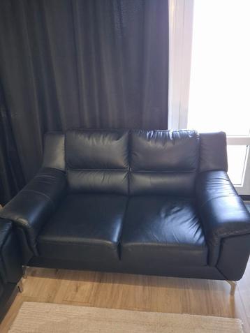  Te koop nieuw volleer 3 zits en 2 zits bankstel kleur zwart beschikbaar voor biedingen