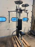 Life Fitness pectoral fly/ rear delt/ pec fly/ delt machine