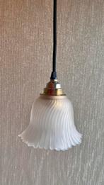 Vintage tulpvormige Lampenkapjes - Set van 2, Wit, Ophalen of Verzenden, Zo goed als nieuw, Overige vormen