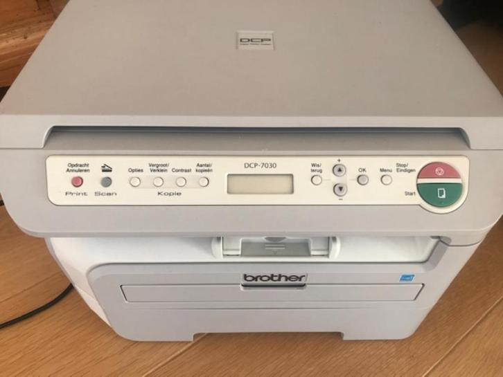 Brother DCP 7030 laserprinter, Computers en Software, Printers, Gebruikt, All-in-one, Laserprinter, Faxen, Kopieren, Scannen, Zwart-en-wit printen