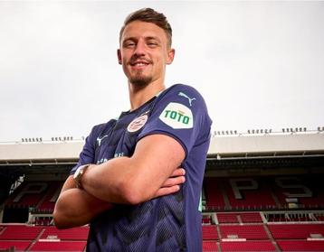 PSV - Olivier Boscagli gesigneerde trainingsschoenen P.S.V.