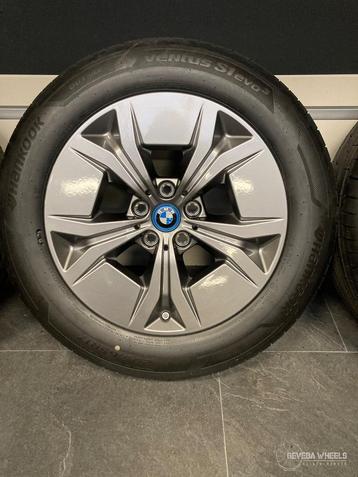 17” originele BMW IX1 X1 U11 / X2 U10 velgen + banden 5x112  beschikbaar voor biedingen