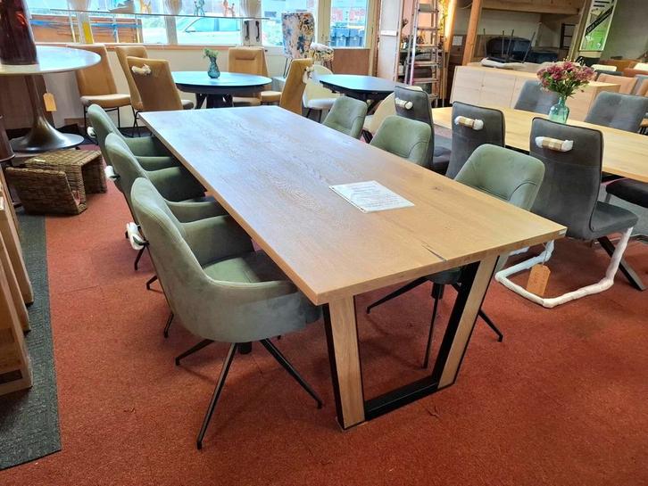 Nieuwe Tafel 250 x 100 cm. eieken met metaal Denmark XOOON, Huis en Inrichting, Tafels | Eettafels, Nieuw, 50 tot 100 cm, 200 cm of meer