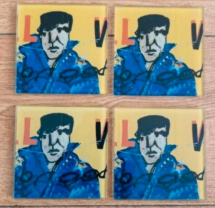 Vier glazen onderzetters Herman Brood, Huis en Inrichting, Woonaccessoires | Onderzetters, Zo goed als nieuw, Glas of Kopje, Ophalen of Verzenden