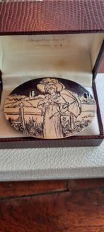 Antieke  bakeliet  broche., Ophalen of Verzenden, Overige materialen, Broche