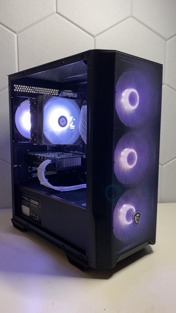 RGB Game PC | GTX 1660 Ti | Ryzen 7 2700x, Computers en Software, Desktop Pc's, Zo goed als nieuw, 4 Ghz of meer, SSD, 16 GB, Met videokaart