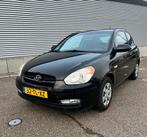 Hyundai Accent 1.4i Dynamic Edition |AIRCO|ALARM| nieuw APK, Auto's, Hyundai, Voorwielaandrijving, Accent, 4 cilinders, 1055 kg