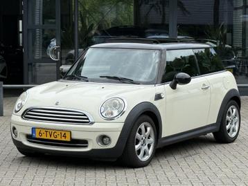 MINI Mini 1.6 Cooper/Panorama dak/Stoelverwarming/Airco/Crui beschikbaar voor biedingen