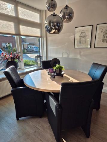Eettafel massief eiken ronde 130 cm beschikbaar voor biedingen
