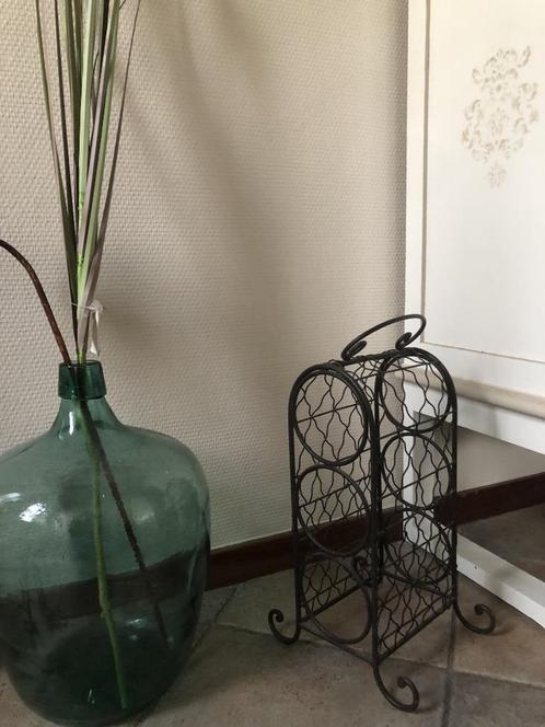 Wijnrek, draagbaar en sierlijke metalen rek, Huis en Inrichting, Woonaccessoires | Wijnrekken, Zo goed als nieuw, Minder dan 50 cm