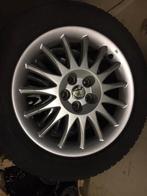 Alfa 147 velgen met winterbanden 3mm. BJ: 2009, 5x98 ,ET 37, Auto-onderdelen, Banden en Velgen, Ophalen, Gebruikt, 16 inch, Band(en)
