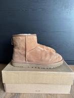 UGG chestnut maat 41, Kleding | Dames, Schoenen, UGG, Bruin, Lage of Enkellaarzen, Ophalen of Verzenden