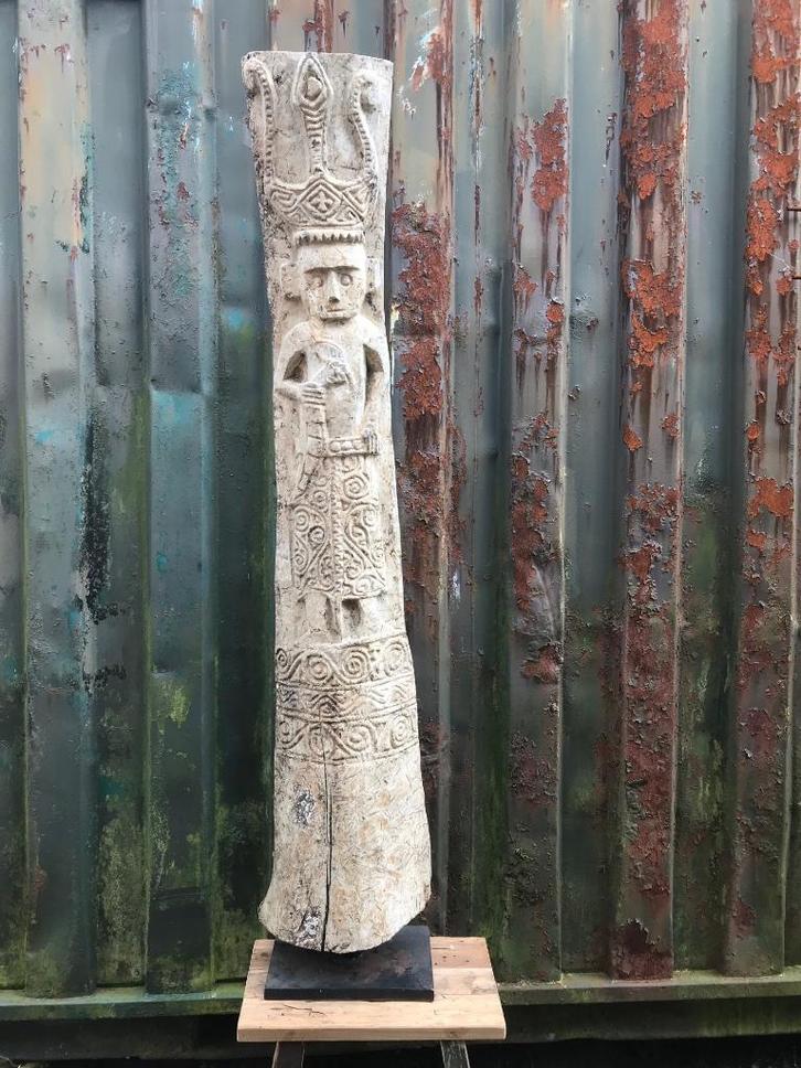 Oud houtsnijwerk paneel Java man uit Indonesie handwerk, Antiek en Kunst, Kunst | Beelden en Houtsnijwerken, Ophalen of Verzenden