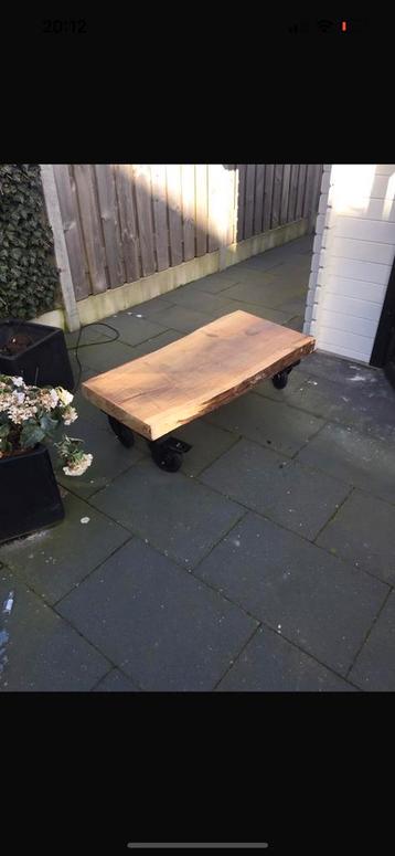 Salontafels boomstam beschikbaar voor biedingen