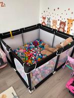 Zwarte grondbox, Kinderen en Baby's, Boxen, Ophalen, Zo goed als nieuw