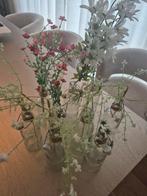 Sierbloemen in glazen potjes feest bruiloft versiering, Ophalen of Verzenden, Zo goed als nieuw
