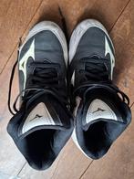Mizuno (kunst)veld schoenen, Sport en Fitness, Korfbal, Ophalen, Gebruikt, Schoenen