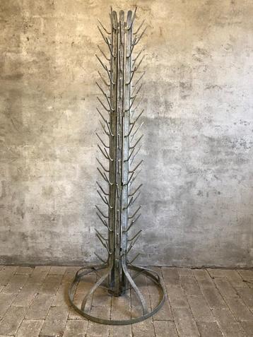 Unieke zinken flessenboom | flessenrek Frankrijk | 152 cm beschikbaar voor biedingen