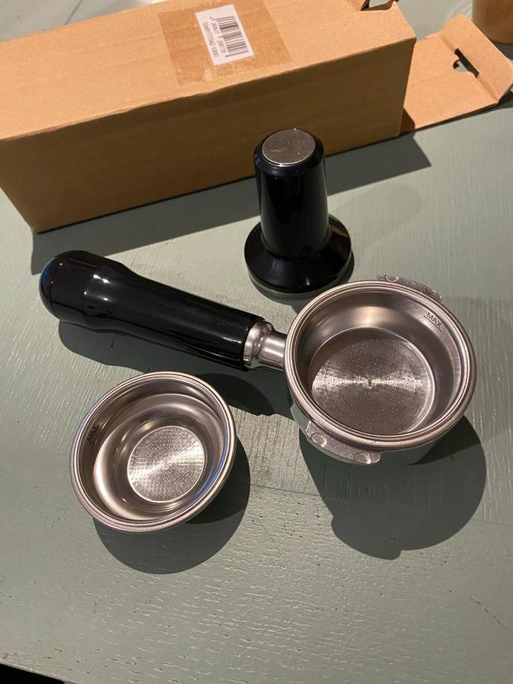 Espresso Tamper & Filterdrager - Nieuwstaat, Witgoed en Apparatuur, Koffiezetapparaten, Nieuw, Gemalen koffie, Espresso apparaat