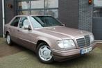 Mercedes-Benz E-Klasse 200 D 70.000KM! UNIEK! ALS NIEUW! COL, Auto's, Oldtimers, Te koop, 5 stoelen, Mercedes-Benz, 1997 cc