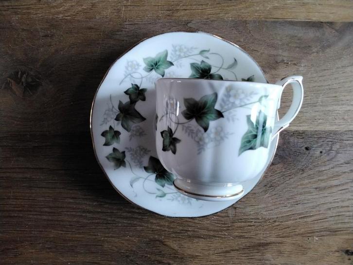 Vintage Duchess Ivy Theekop en Schotel, Antiek en Kunst, Antiek | Servies los, Ophalen
