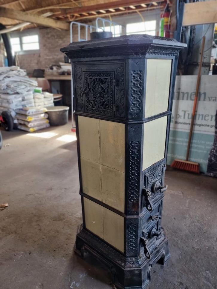 Zwitserse tegelkachel, Huis en Inrichting, Kachels, Zo goed als nieuw, Houtkachel, Hout, Ophalen