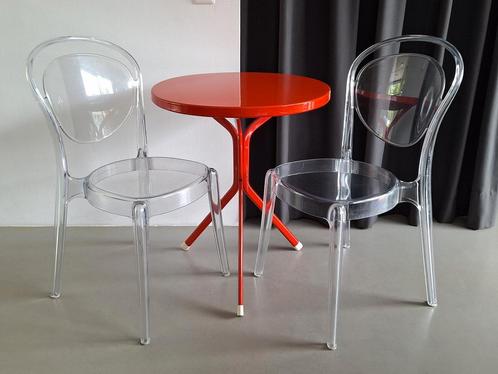 paar Calligaris bistrostoelen en rode driepoot bistrotafel, Huis en Inrichting, Stoelen, Zo goed als nieuw, Twee, Kunststof, Overige kleuren