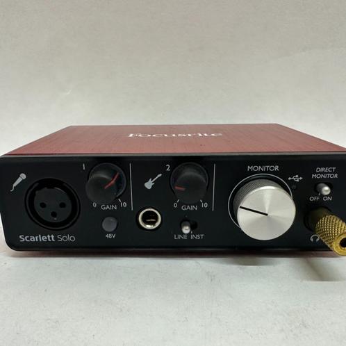 Focusrite Scarlett 2i2 (2nd Gen), Muziek en Instrumenten, Mengpanelen, Zo goed als nieuw